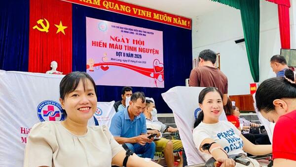 ĐÔNG ĐẢO CÁN BỘ, NHÂN DÂN SƠN MAI THAM GIA HIẾN MÁU TÌNH NGUYỆN