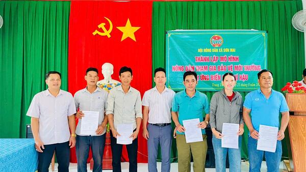 Tin nổi bật